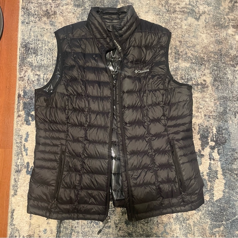 Columbia vest